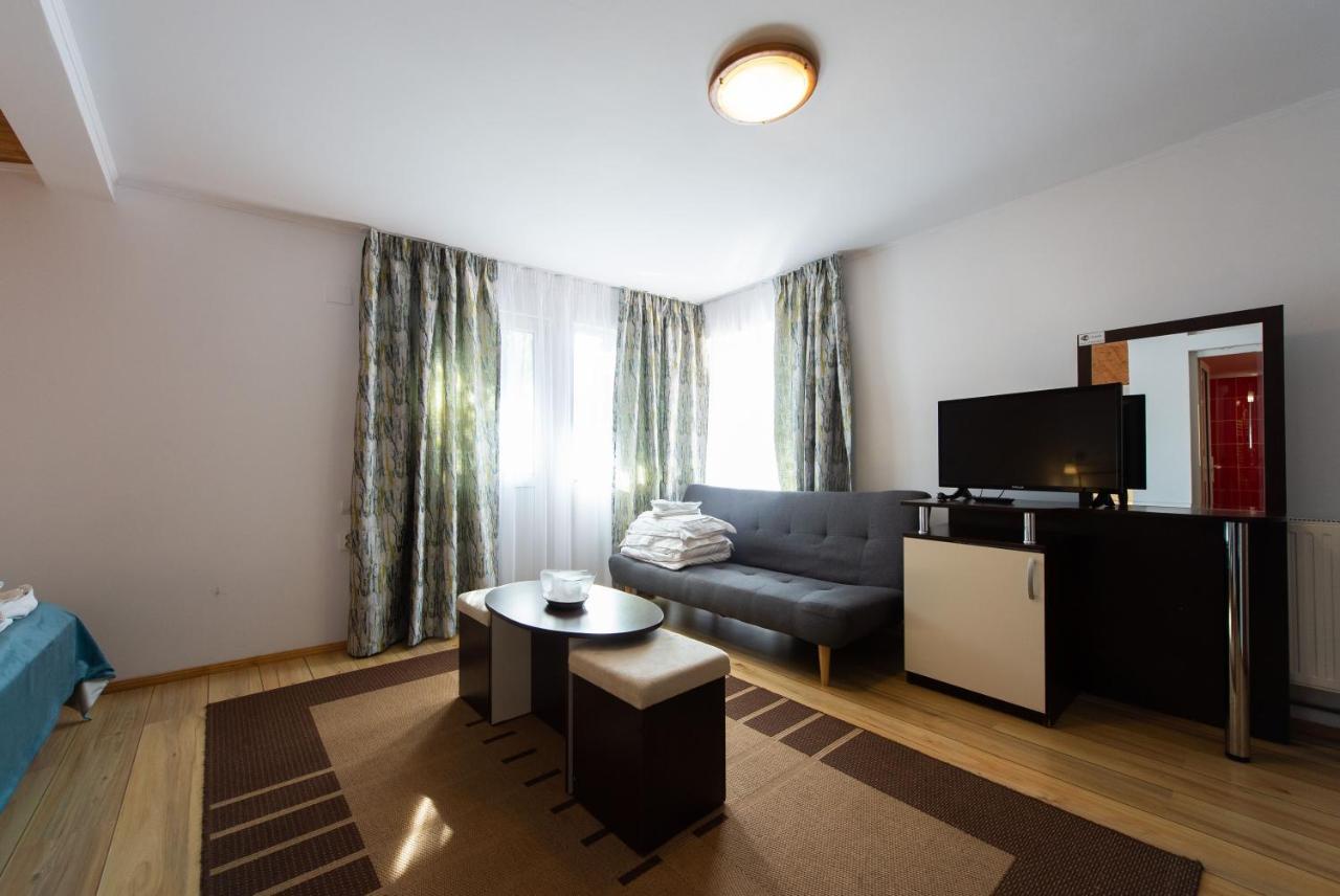 Vila Bradet Buşteni Exteriér fotografie